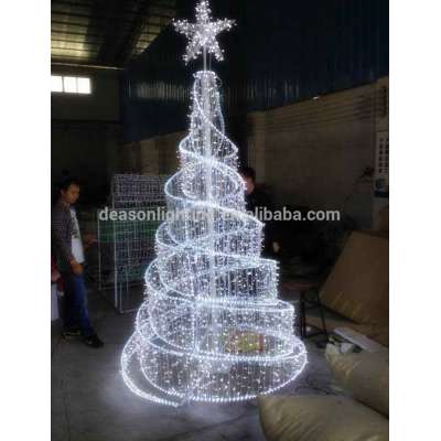 spiral lighted christmas tree